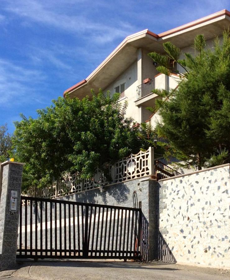 Alba Serena Santa Caterina Dello Ionio Marina Exterior photo